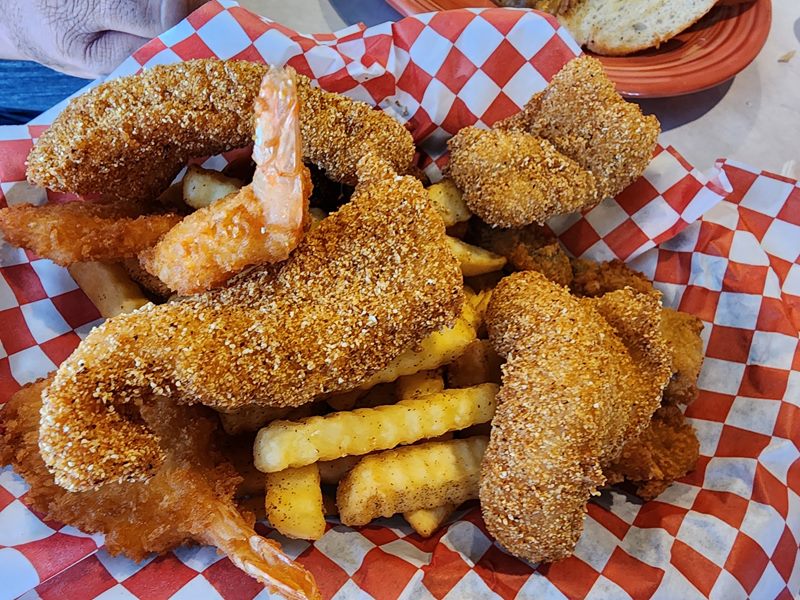 Mrs. Livelys Cajun Konnection food